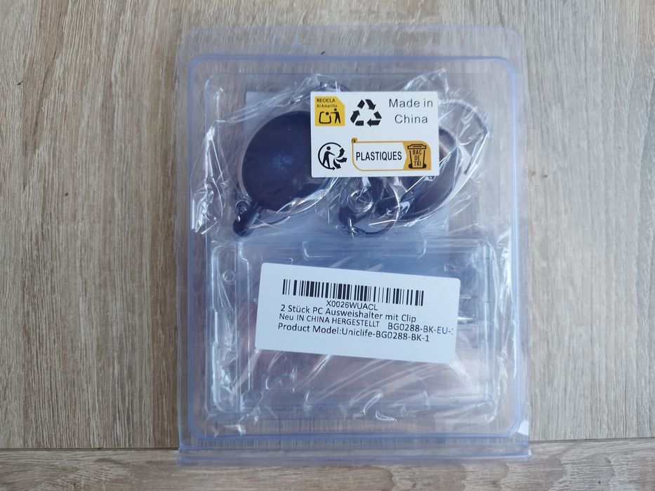 Brelok zwalniajacy z etui na dowód 2-pack