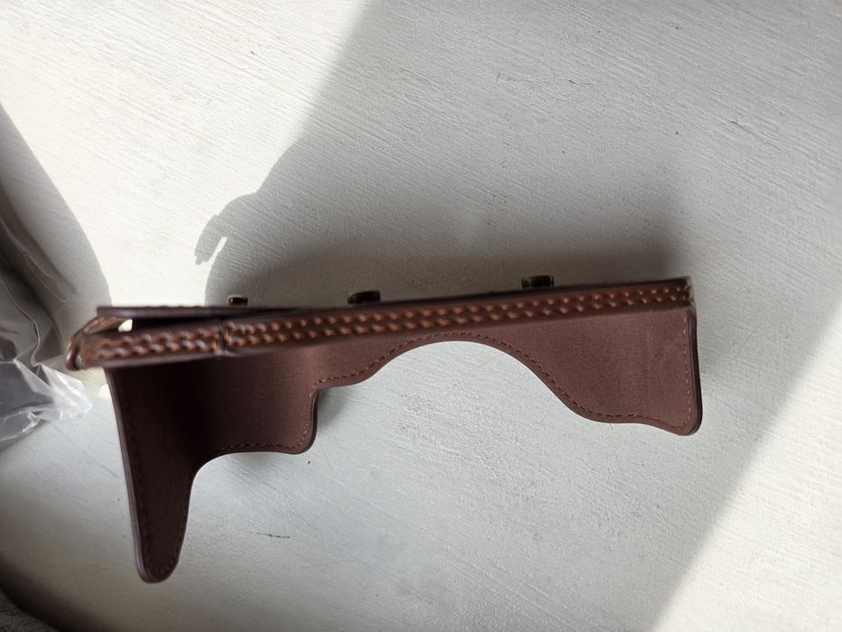 Capa em pele para Câmara Sony
A7Il, A7SIl, A7RII Mark l
A7Il, A764740474596481123