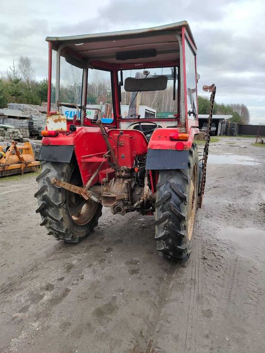 Ciągnik rolniczy MASSEY FERGUSON 235