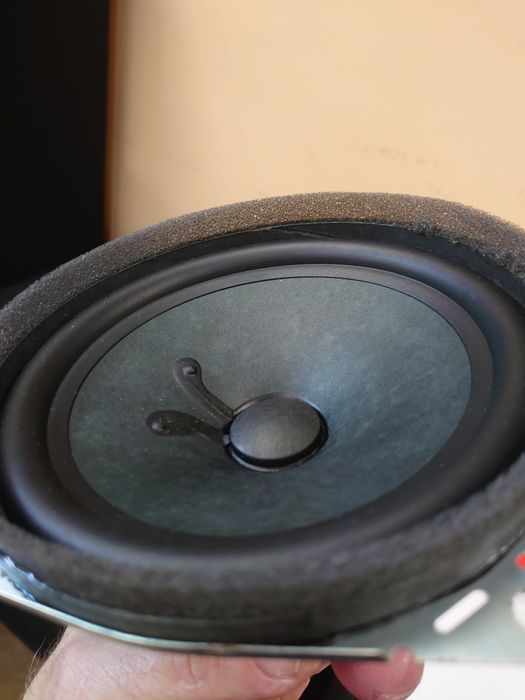 Автомобильный динамик 16см для работы от ГУ. Новые.