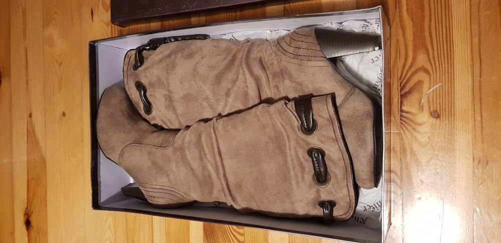 Nowe Kozaki zamszowe 38