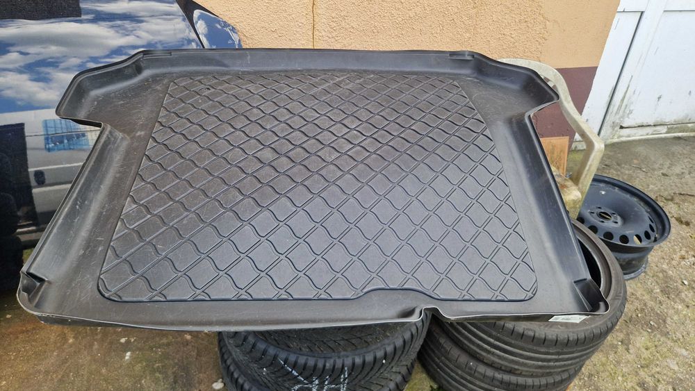 Mata Bagażnika Audi Q4 E-Tron