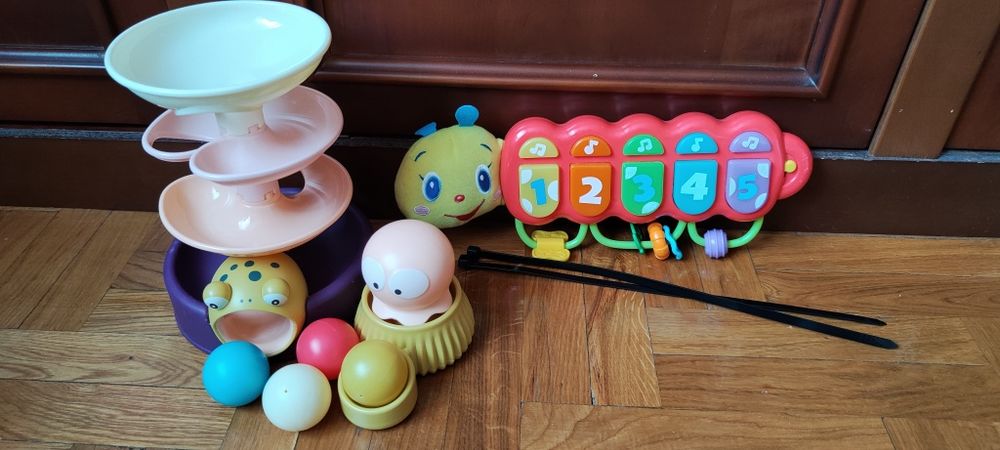 12м+ Лот развивающих музыкальных игр Win fun