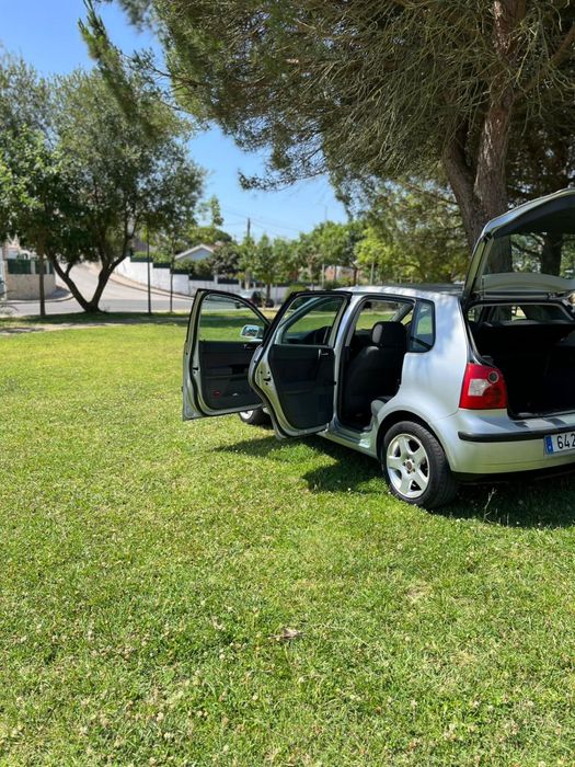 2004 Vw polo 1.2 12v a gasolina 230 mil km Está como novo !!! Tem ac