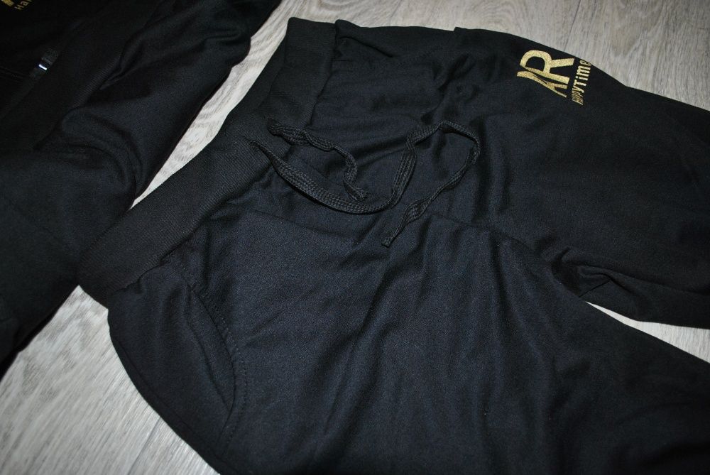 Хлопковый Прогулочный костюм FASHION M черный с золотым принтом крутой