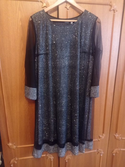 Продам святкове плаття.