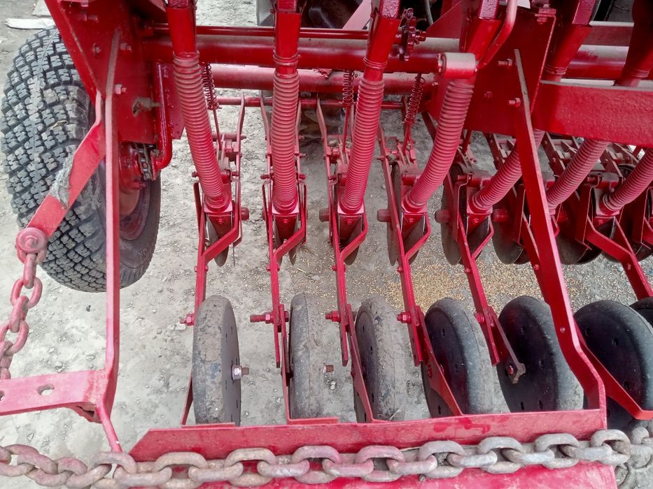 Сівалка дискова навісна