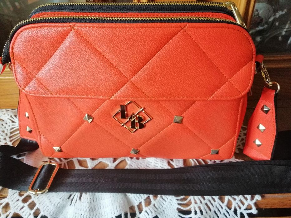 Kuferek Laura Biaggi nowy