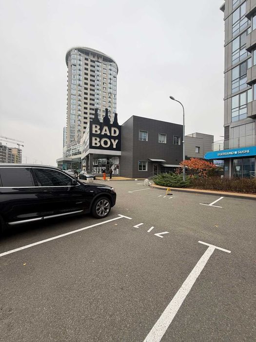 Без %! Продаж наземного паркомісця в ЖК Рівер Стоун, RiverStone