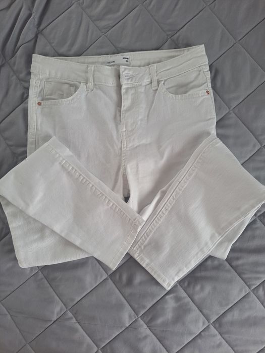 Jeans skinny białe