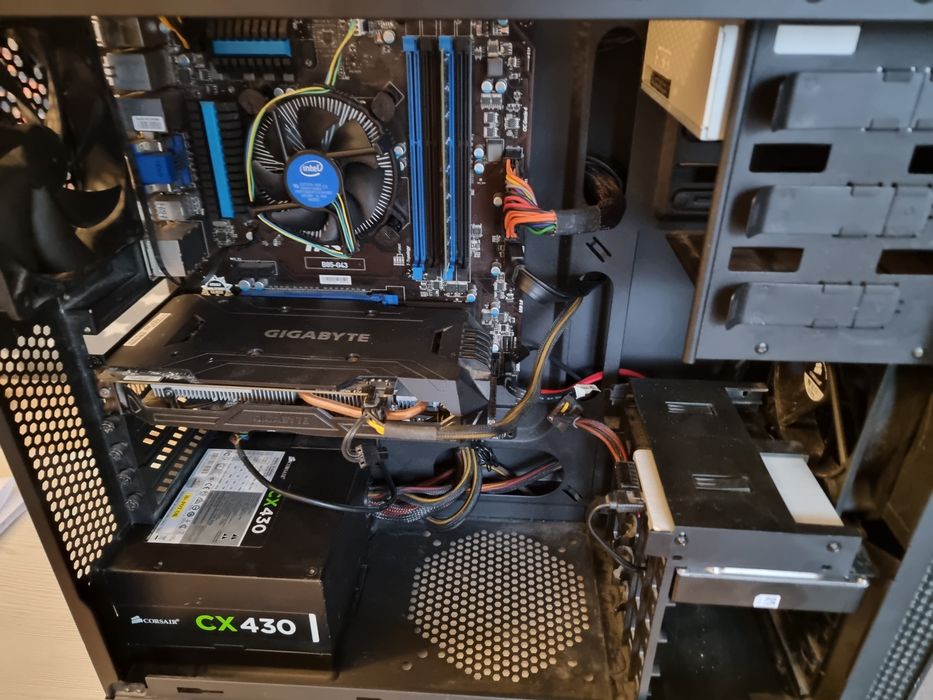 Komputer i5 4x3,3 gigabyte gtx 1060 ssd corsair