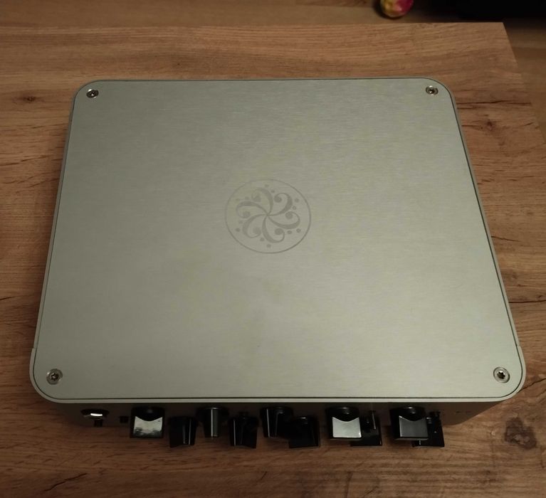 głowa basowa Darkglass Microtubes 900