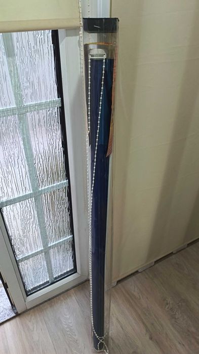 Cortinado de rolo azul