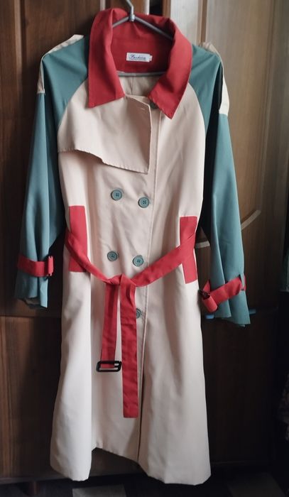 Плащ женский весенний