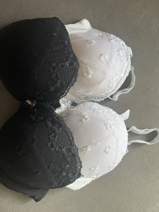 Zestaw 2 biustonoszy