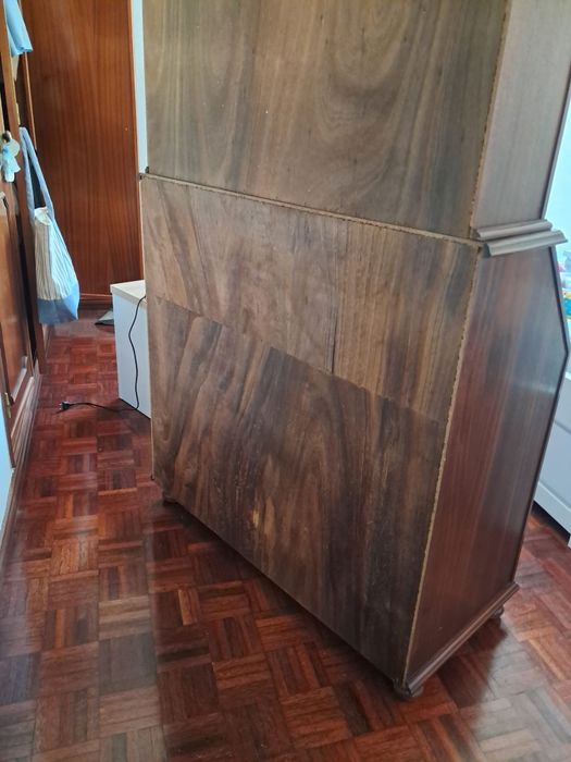 Escrevaninha mogno e estante