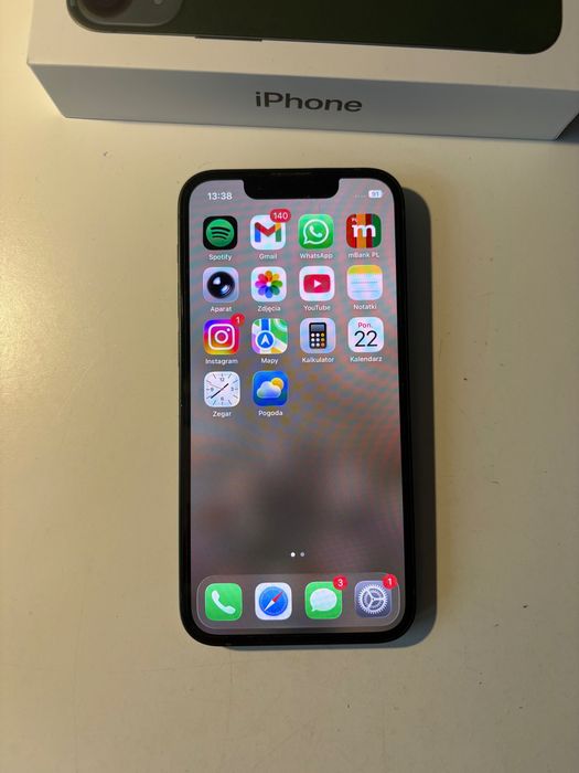 iPhone 13 mini 81% bateria