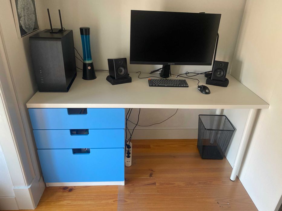 Cama alta IKEA Smastad