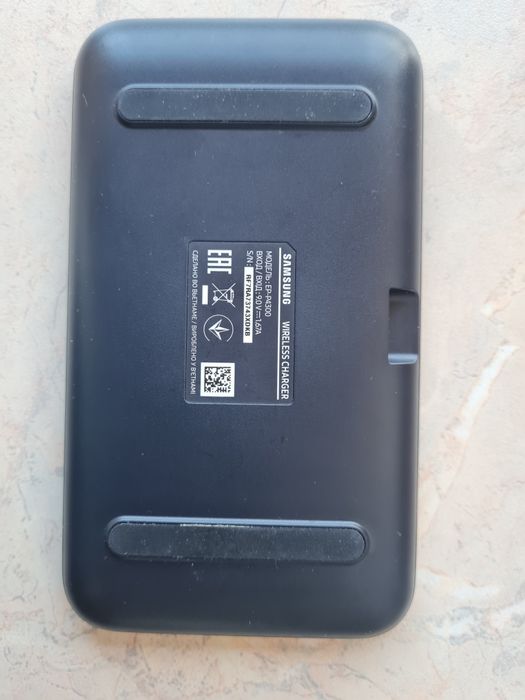 Продам samsung galaxy wath 4 40mm black, + портативна подвійна зарядка