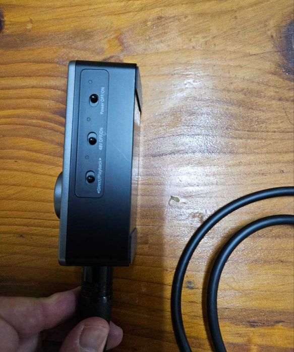 Interface de Áudio Donner Livejack M - Usado em Excelente Estado