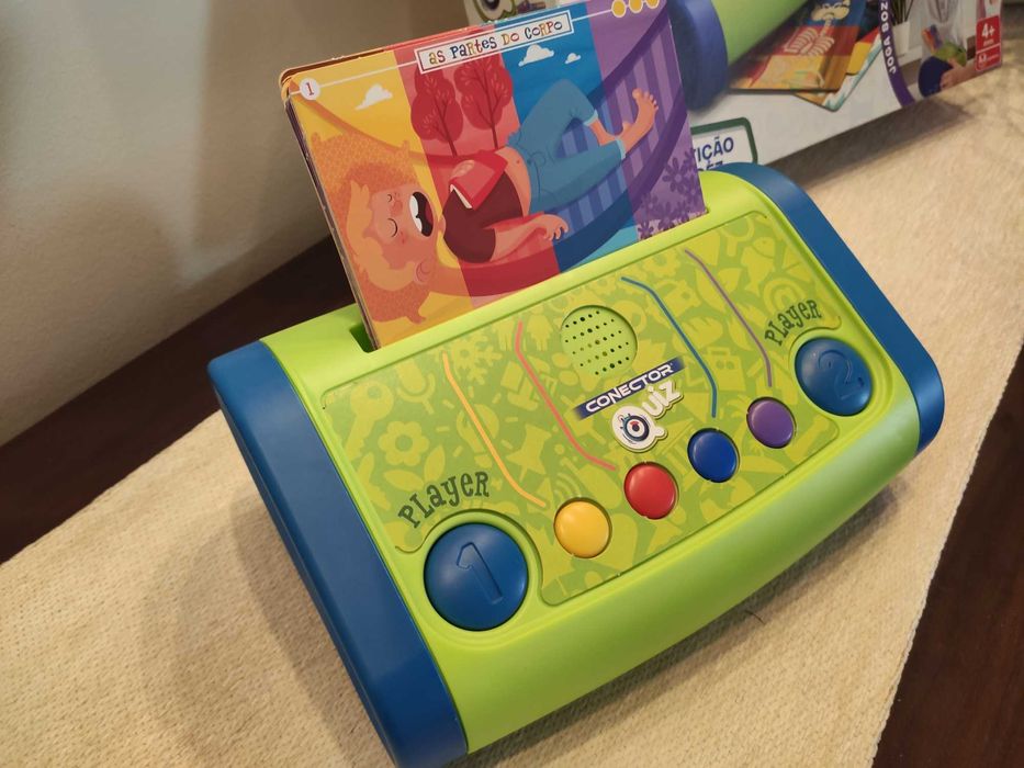 Vendo jogo Quiz Conector Usado 2x - 4 Anos - igual a novo