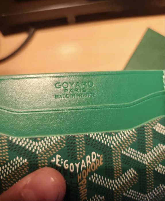 Carteira goyard como nova verde