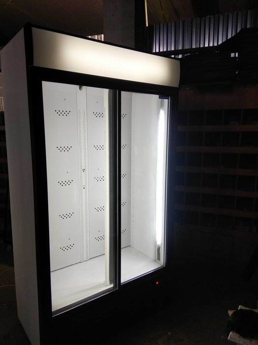 Холодильна шафа вітрина Inter 1200 Чорний, Гарантія.Сервіс з виїздом!