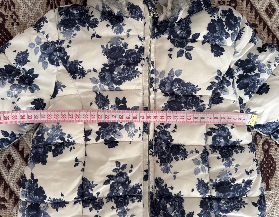 Куртка для дівчинки 2-3 роки