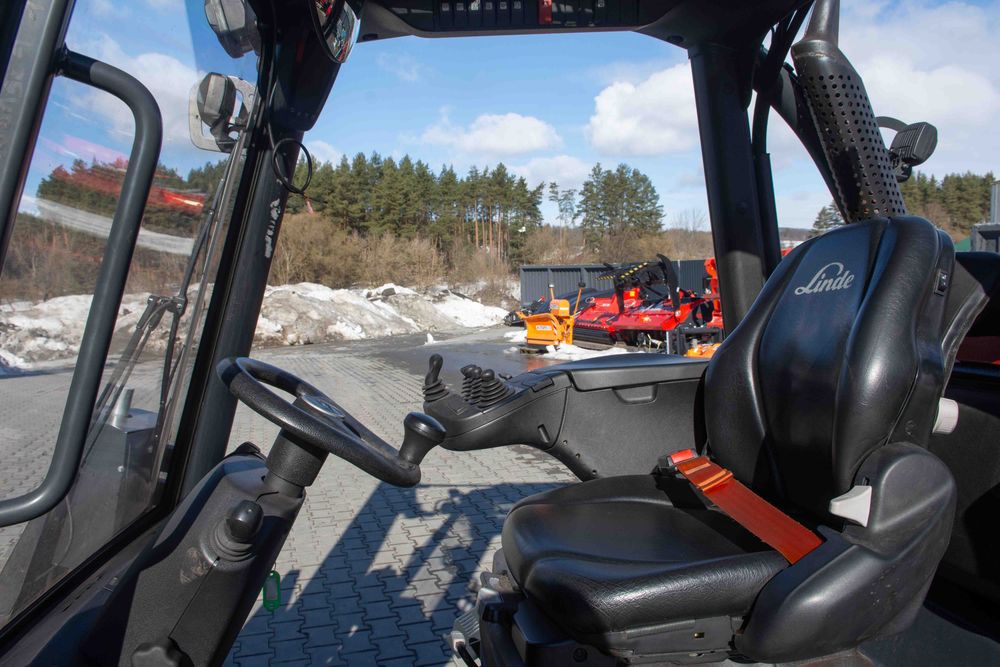 Вилковий навантажувач Linde H25T-02 2020