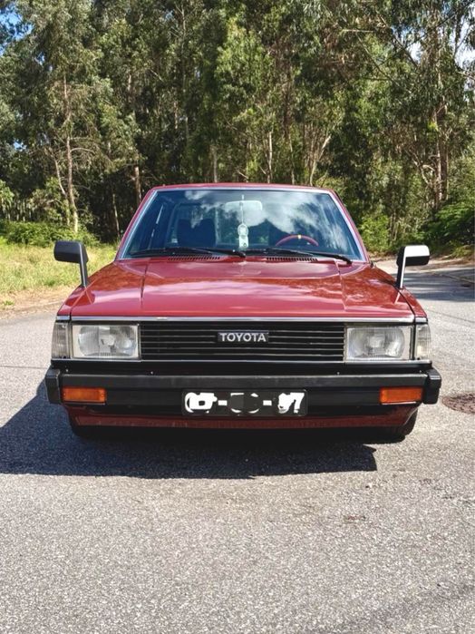 Toyota Corolla DX RWD — photo 2