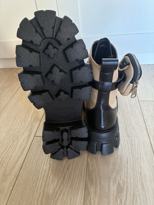 Stylowe buty  od ręki Prada