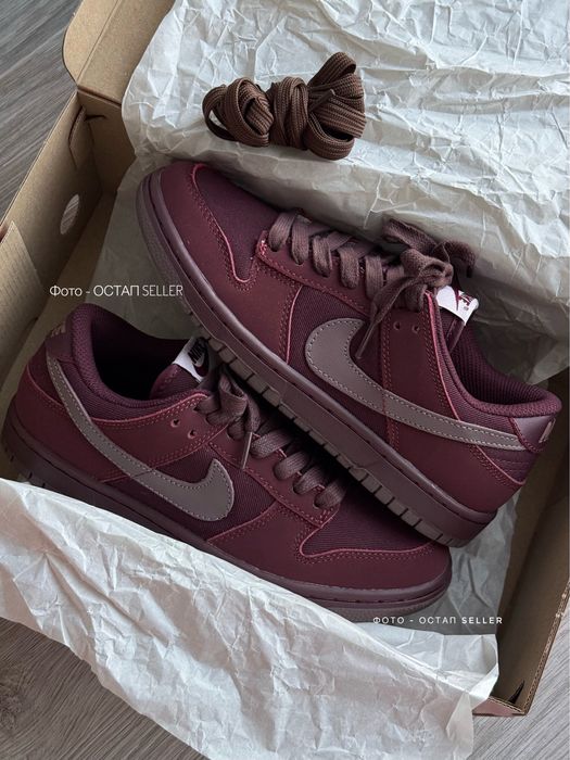 женские Nike Dunk Low Retro PRM Burgundy Crush нові в коробці