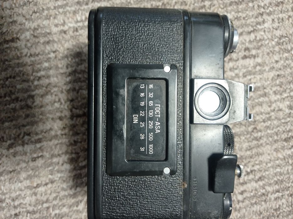 Фотоапарат Зенит и вспышка Чайка