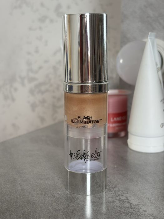 Estee Lauder Flash Illuminator