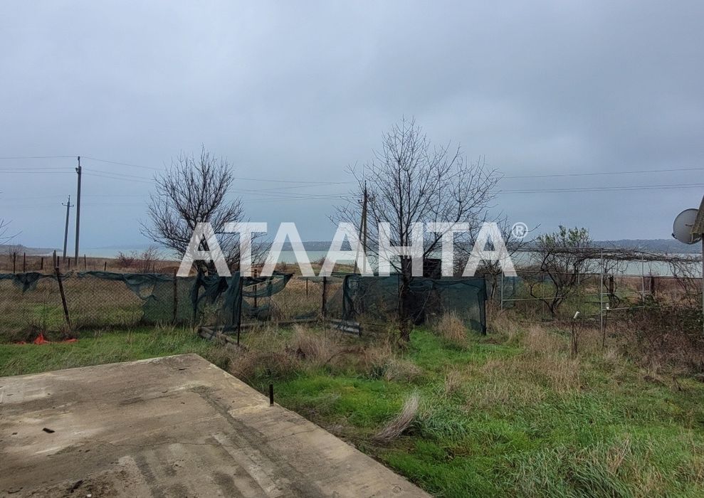 Дом-дача на берегу лимана в Новой Дофиновке