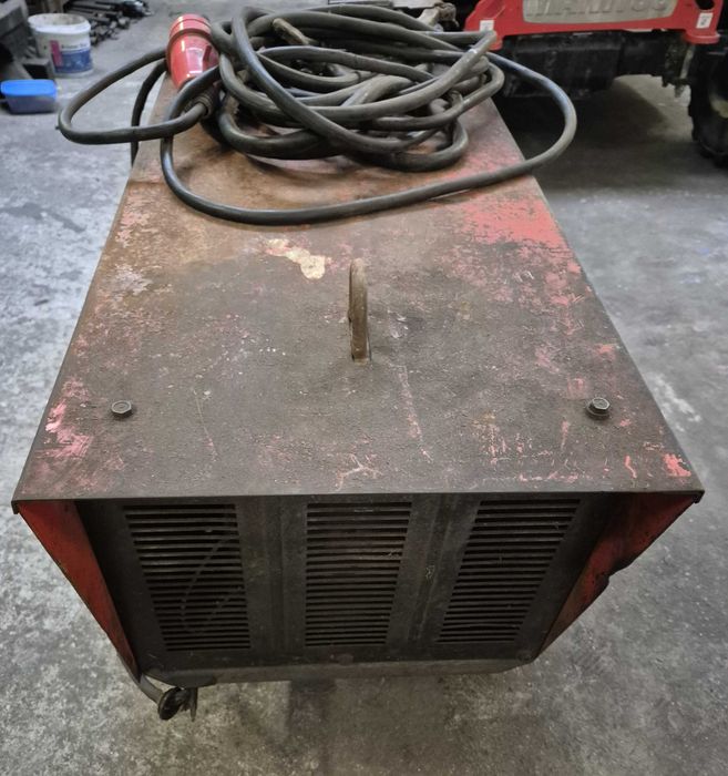 Solidna Polska Spawarka prostownik Bester SPB 400 Waga 230kg