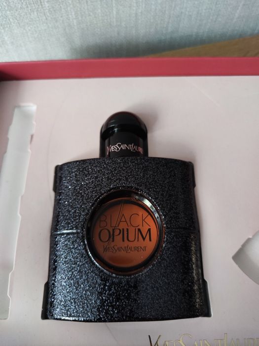 Yves Saint Laurent - Black Opium EDP 50ml