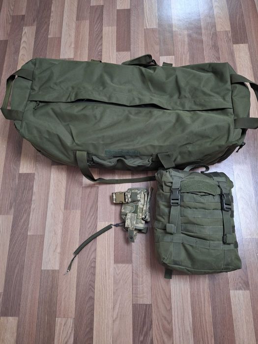 Військова форма.