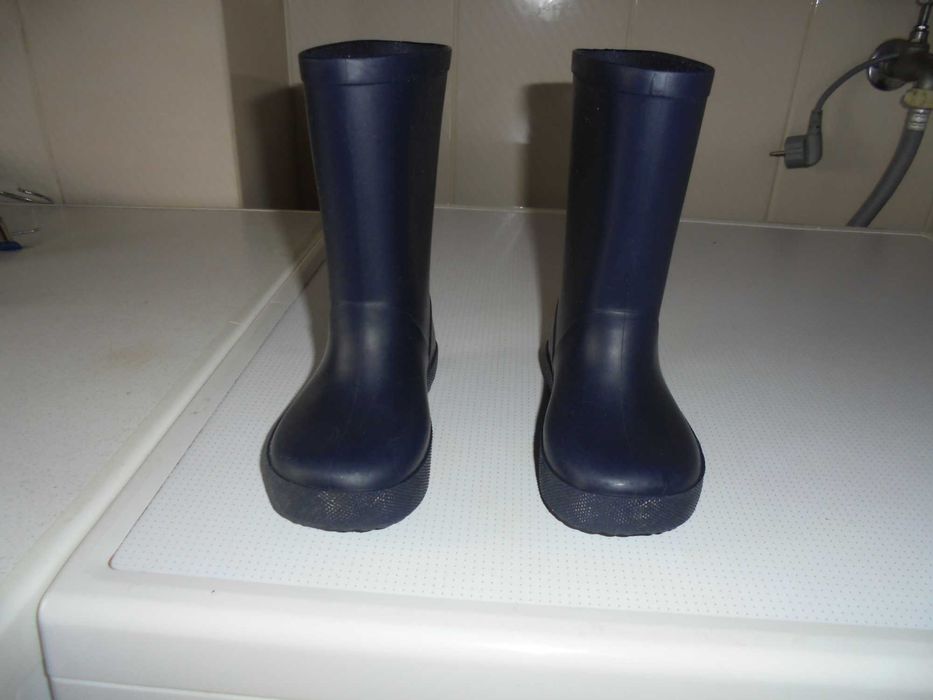 galocha de menina da marca chicco