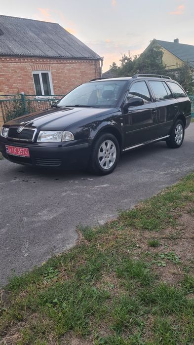 Skoda octavia 1.6 бензин МРІ