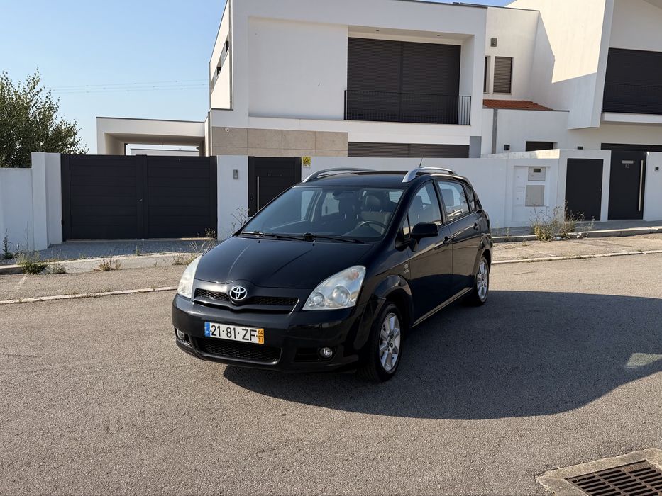 Toyota Corolla Verso D4D - 7 lugares