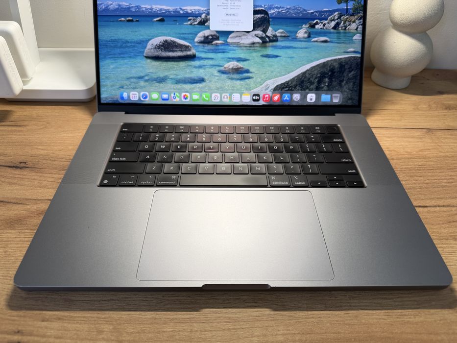 MacBook Pro 16’ 2021 M1 Max 32Gb 512Gb SSD 24 GPU