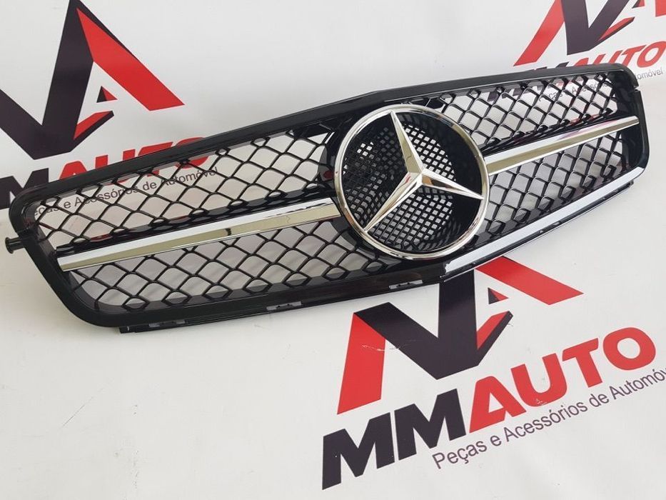 Grelha Frontal Mercedes C W204 C63 (Aro Preto)