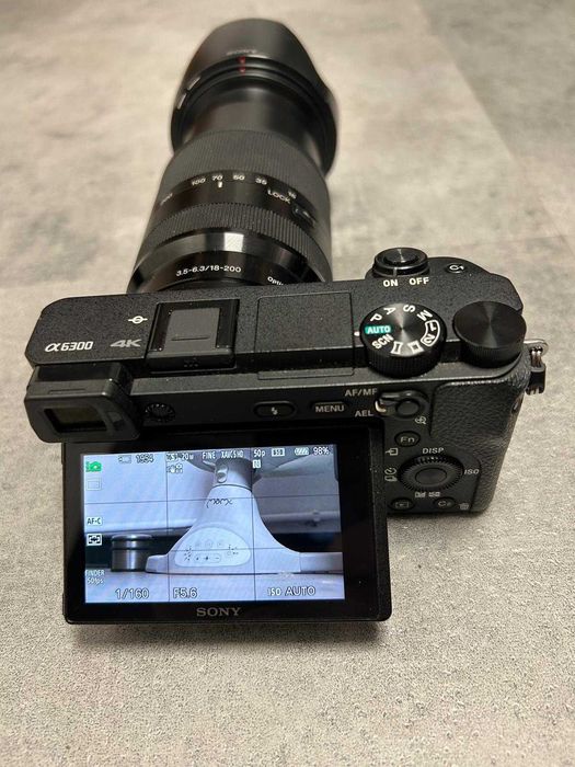 Zestaw Aparat Sony A6300, Sony 18-200, Sigma 16
