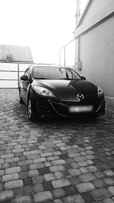 Mazda 3 в гарному стані.