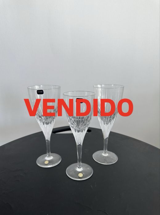 Copos e loiça variada64738962009603123
