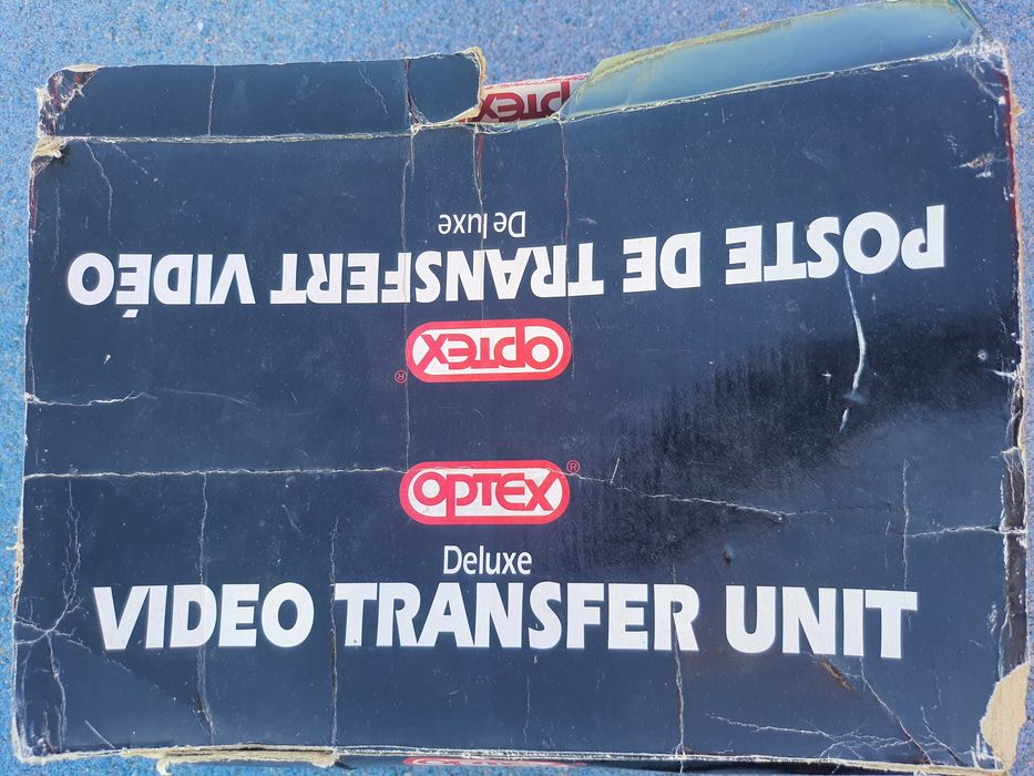 Equipamento auxiliar de digitalização de filmes, fotos e slides