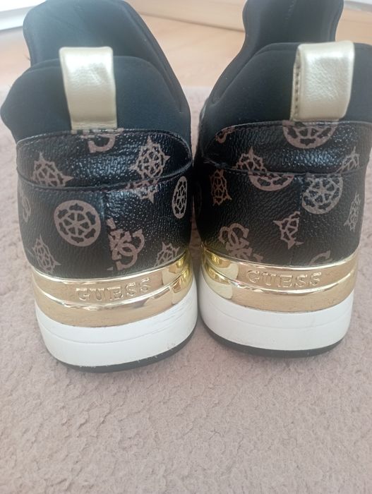 Sneakersy guess 39
