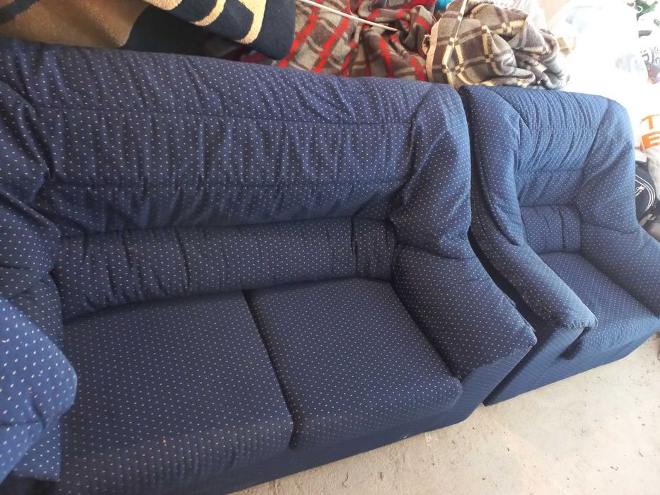Vendo Terno de sofás