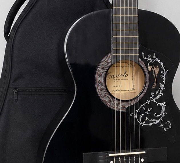 Gitara CASTELlO  jak nowa z pokorowcem